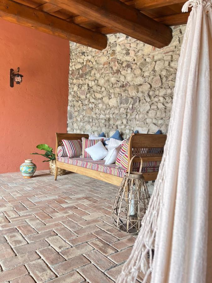 Le Mansarine Charme B&B Castellaro  Exteriör bild