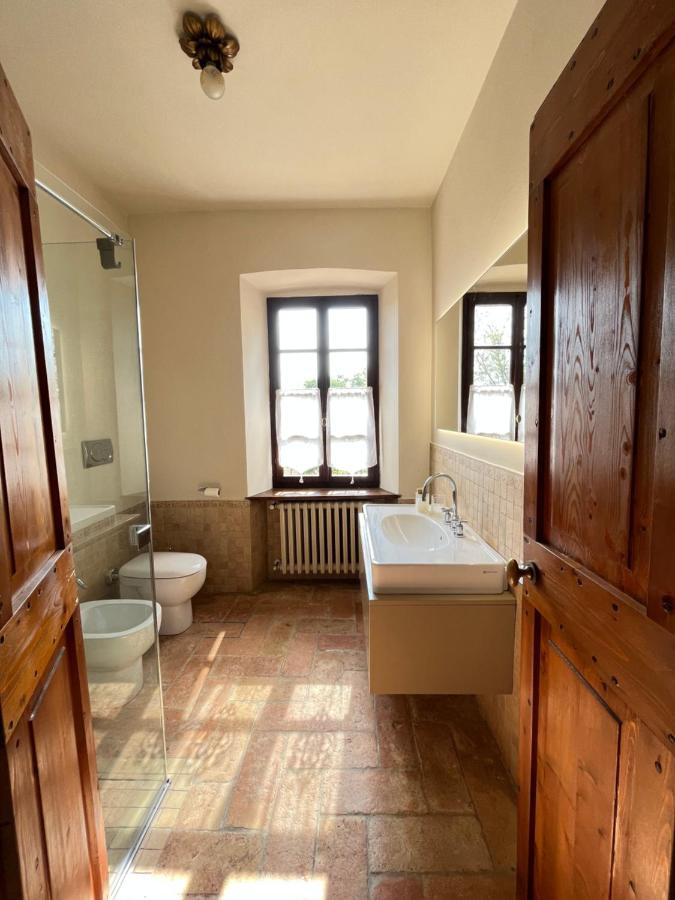 Le Mansarine Charme B&B Castellaro  Exteriör bild